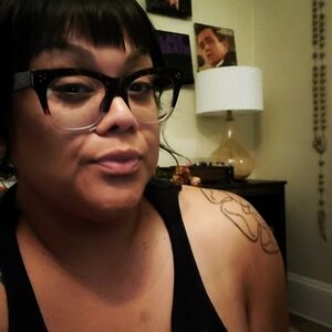 Meet your Posher, Cynthia